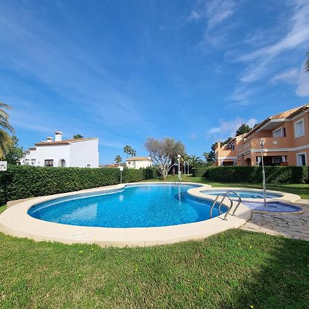 Bello Apartamento Con Piscina A Un Paso Del Centro Dénia Exterior foto